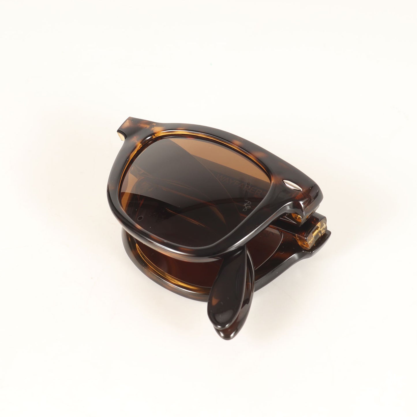 折りたたみ式 ウェイファーラー フォールディング サングラス (WAYFARER FOLDING CLASSIC RB4105 710)