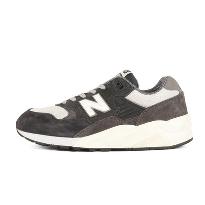 23SS ×NEW BALANCE MT580 HM1