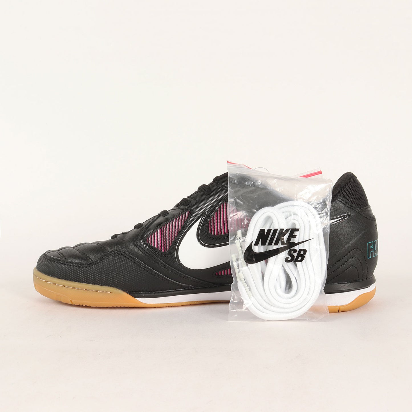 ×NIKE SB GATO QS (AR9821-001)