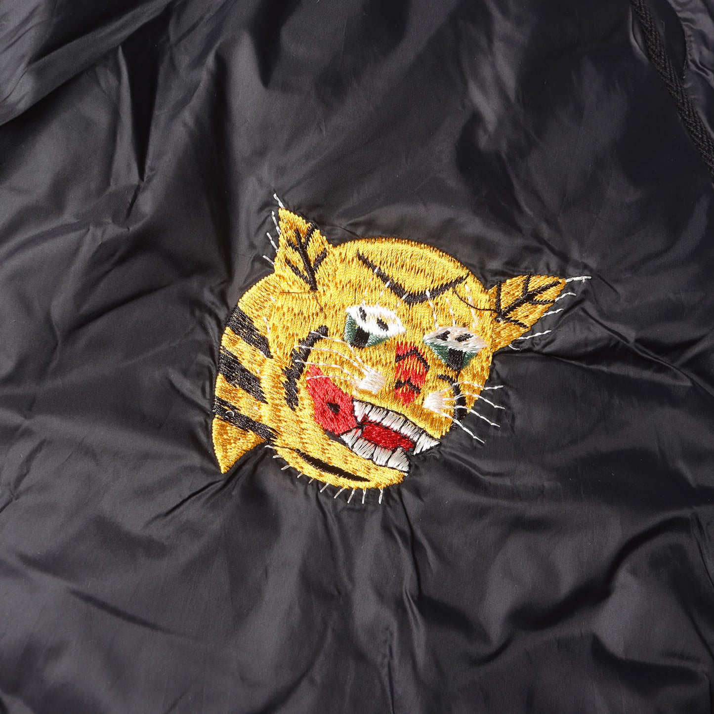 ジャパンスペシャル 虎刺繍 リバーシブル ベトジャン ダウンジャケット