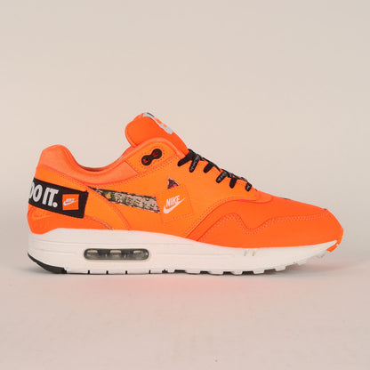 WMNS AIR MAX 1 LX JUST DO IT (917691-800)