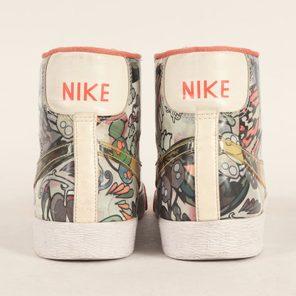 日本未発売モデル WMNS BLAZER HIGH (317808-115)