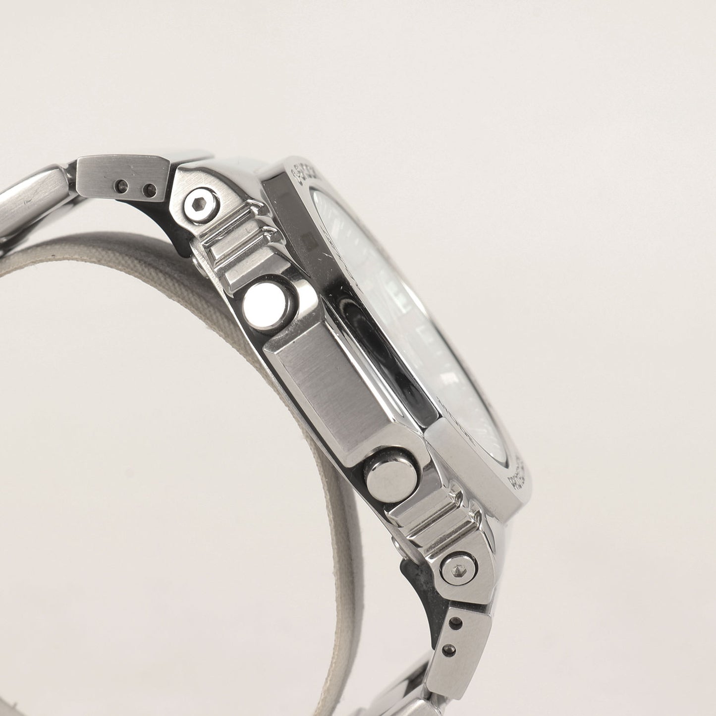 GM-2110D-2AJF メタルカバード 腕時計 / ウォッチ