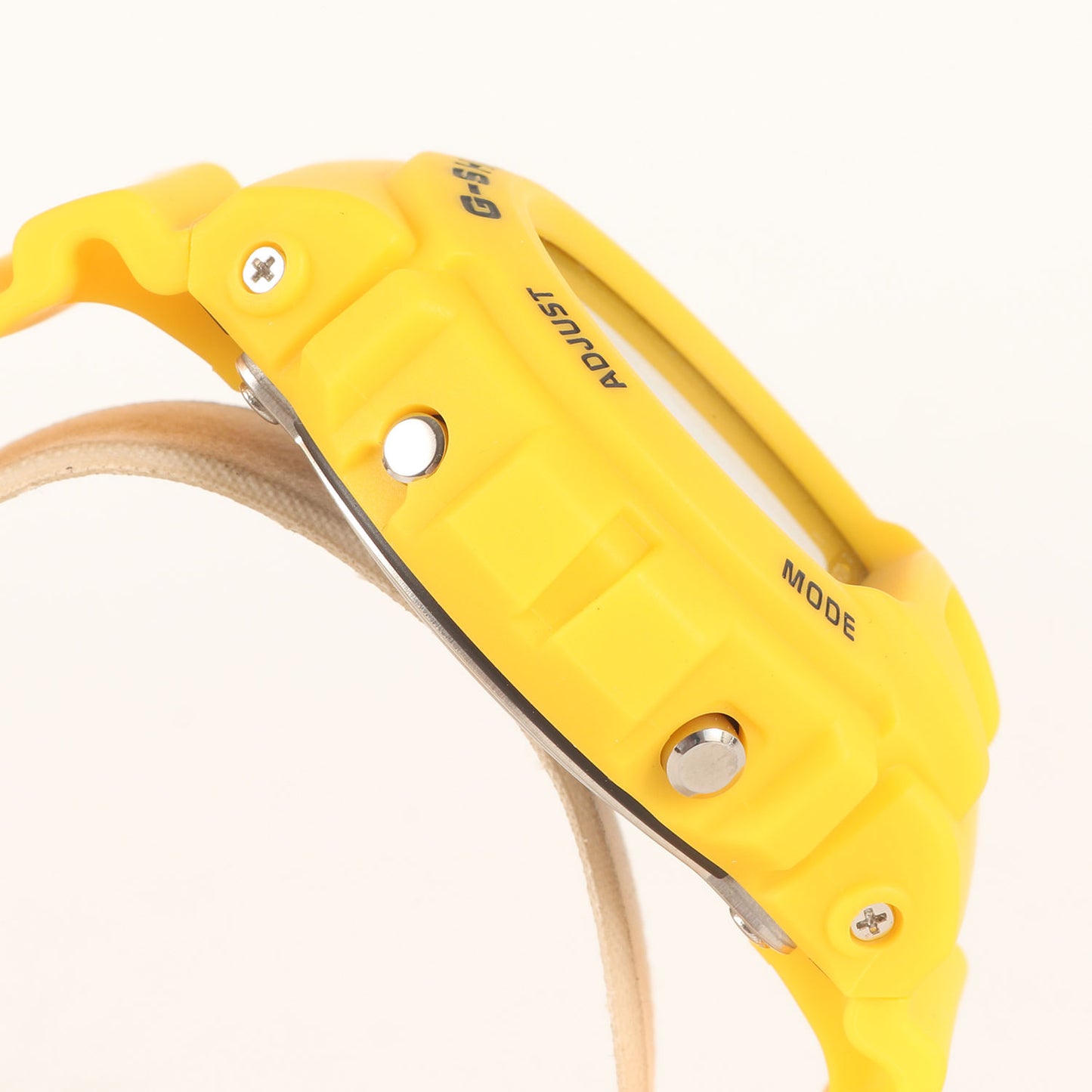 DW-6900TR-9JR 30周年記念モデル 腕時計 / ウォッチ