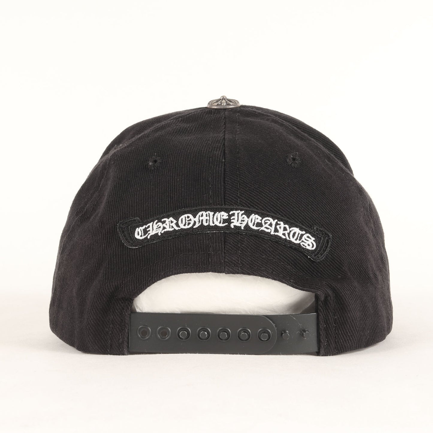 バーティカルロゴ ベースボールキャップ(Vertical Logo Hat)