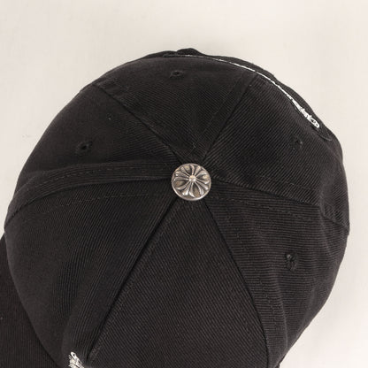 バーティカルロゴ ベースボールキャップ(Vertical Logo Hat)