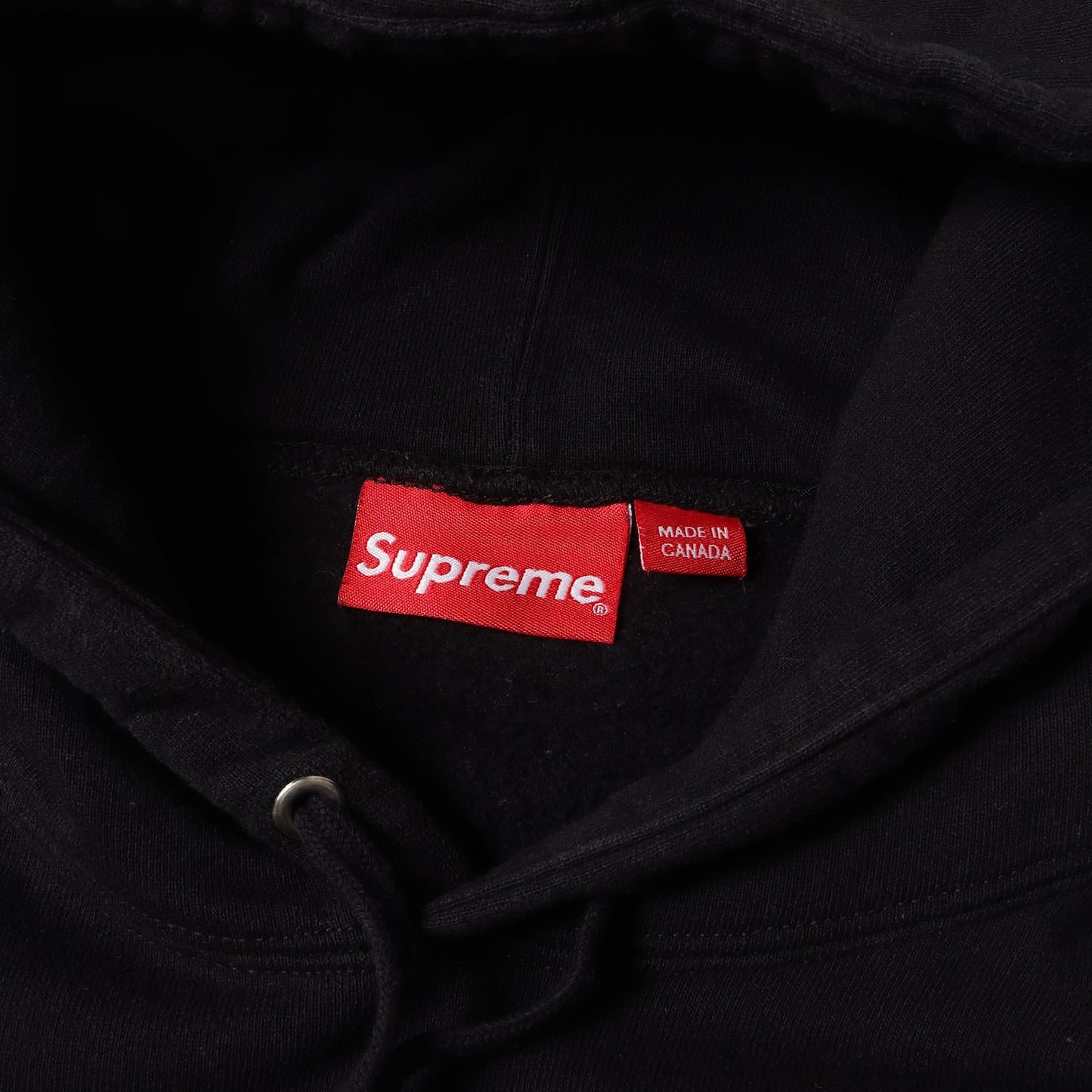 ×Vampirella ヴァンピレラ スウェットパーカー(Hooded Sweatshirt)