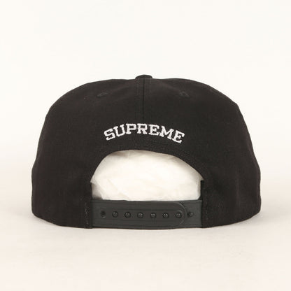 ×FUTURA フューチュラロゴ 5パネルキャップ(Futura Logo 5-Panel)