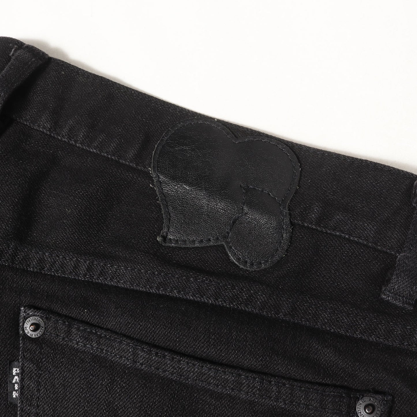 06AW NOIR期 ストレッチ スリム ブラックデニムパンツ