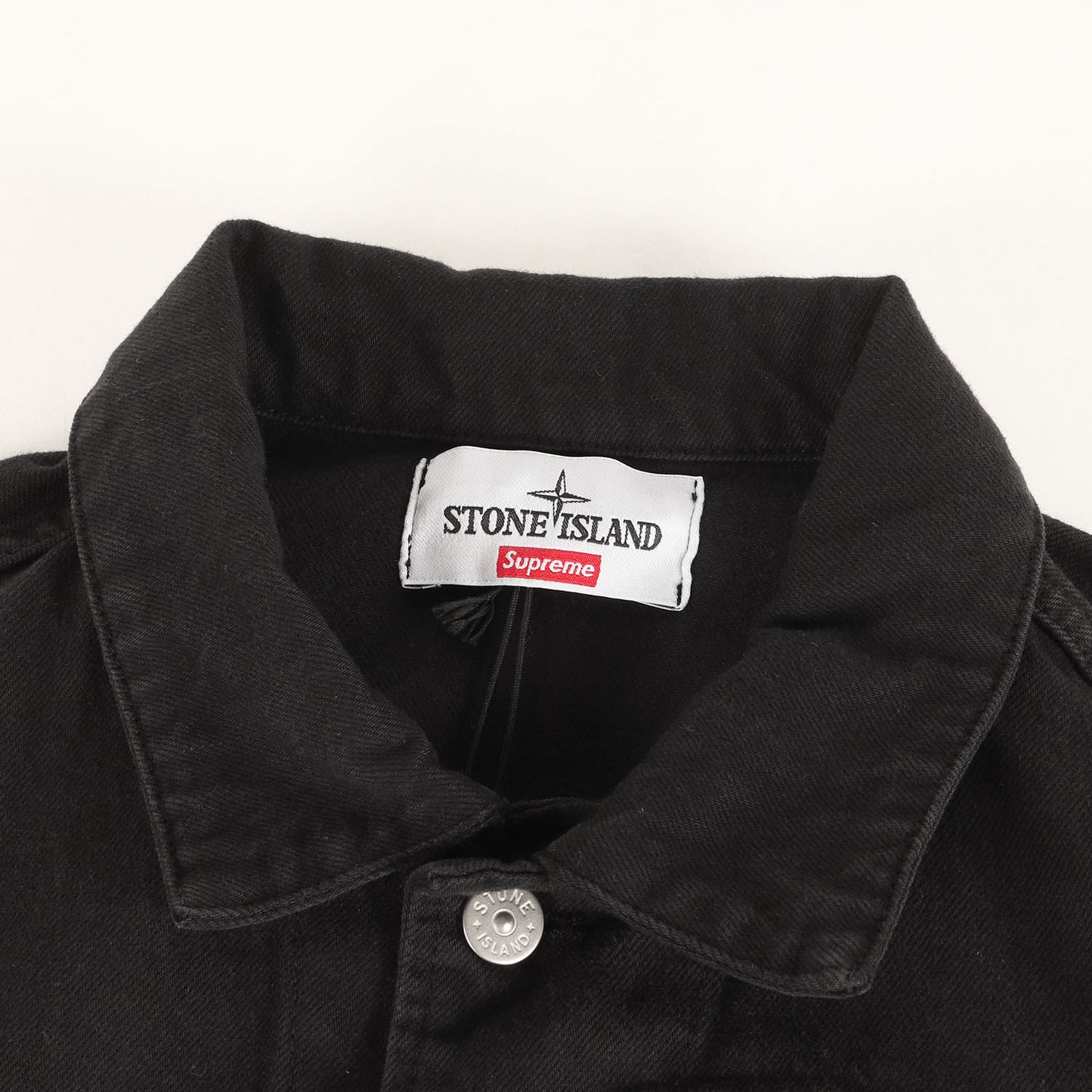 23AW ×STONE ISLAND バックロゴ デニム トラッカージャケット(Denim Trucker Jacket)