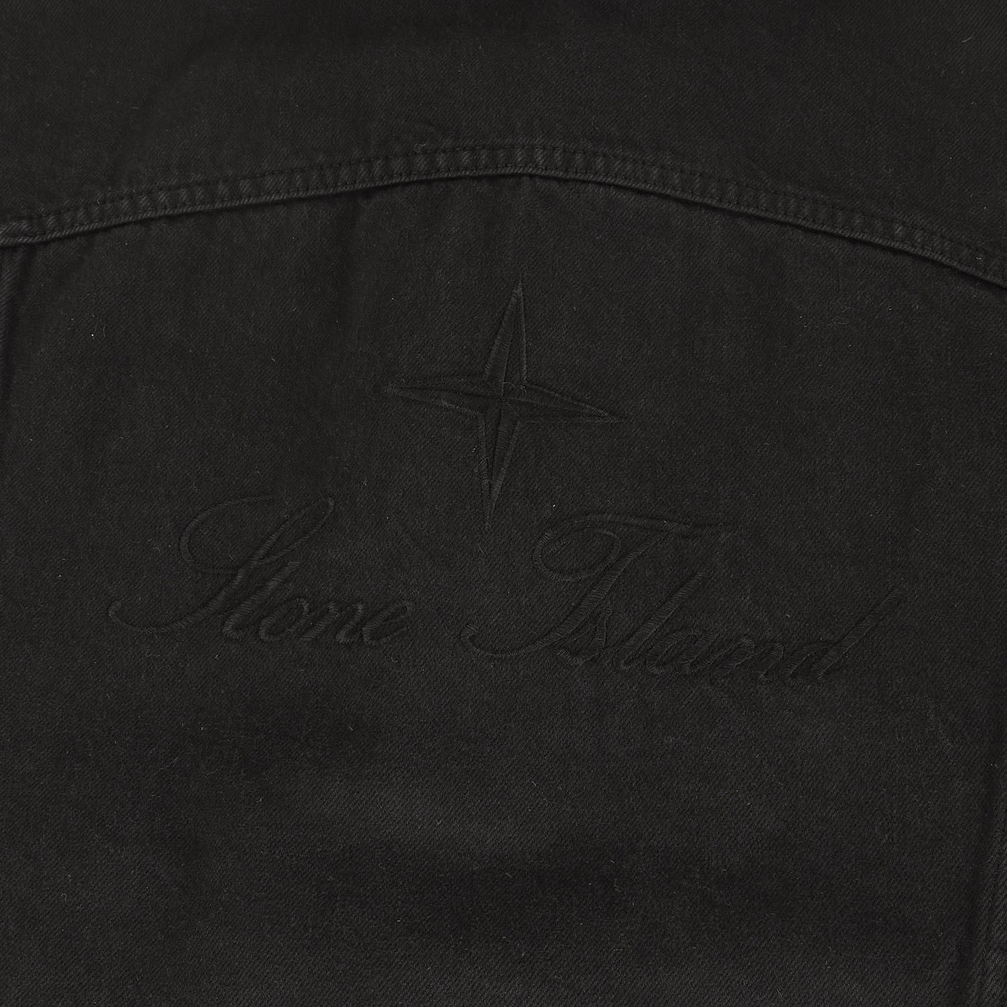 23AW ×STONE ISLAND バックロゴ デニム トラッカージャケット(Denim Trucker Jacket)