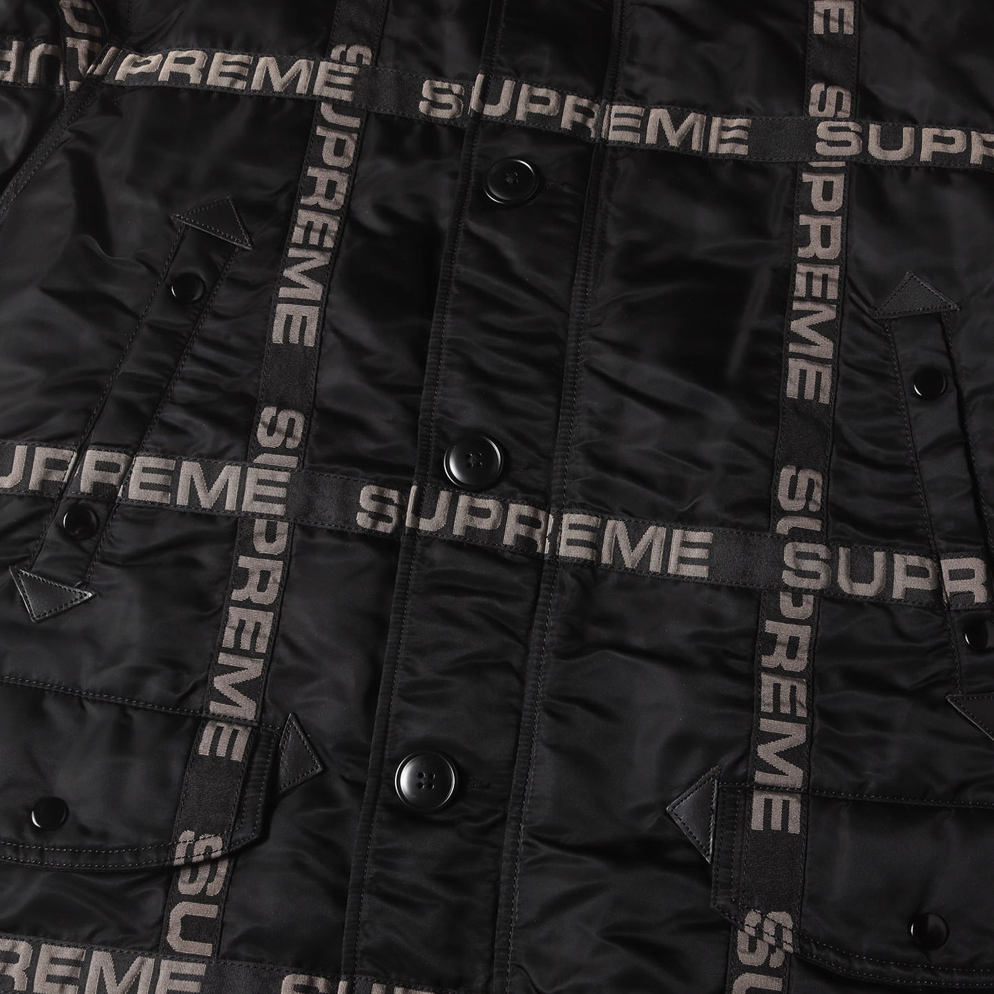 ロゴテープデザイン N-3B フライトジャケット(Logo Tape N-3B Parka)