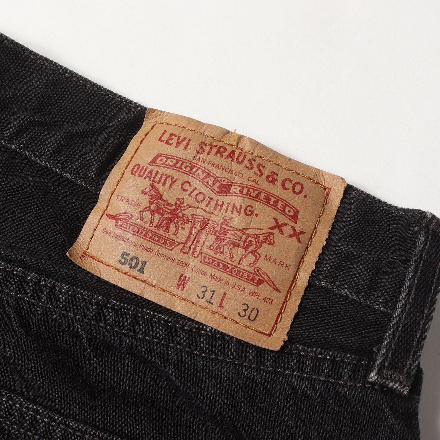 [濃黒 サークルR赤タブ] 90s 501 後染め ブラック デニムパンツ / USA製 501-0660