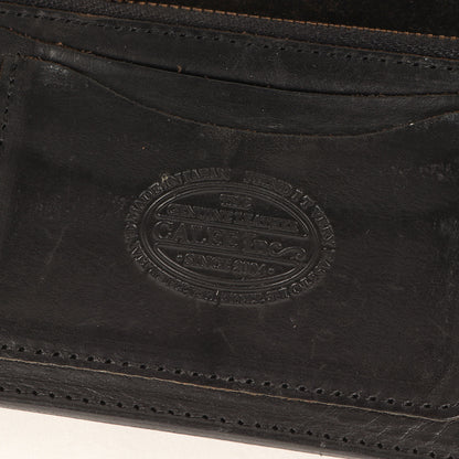 ウォレットチェーン付き エンボス フラワー ロングウォレット / 長財布