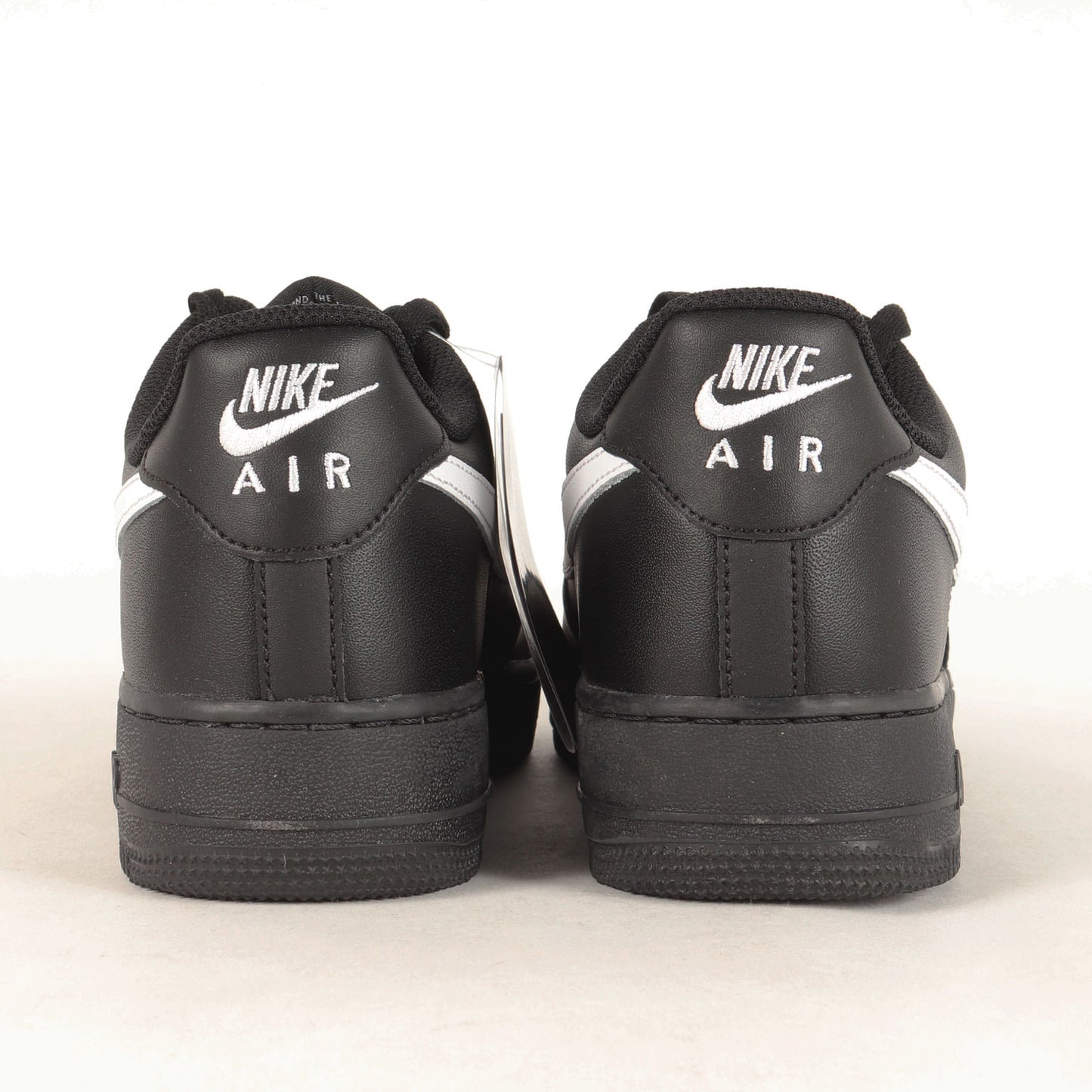 AIR FORCE 1 07 (FZ0627-010 / 2024年製)