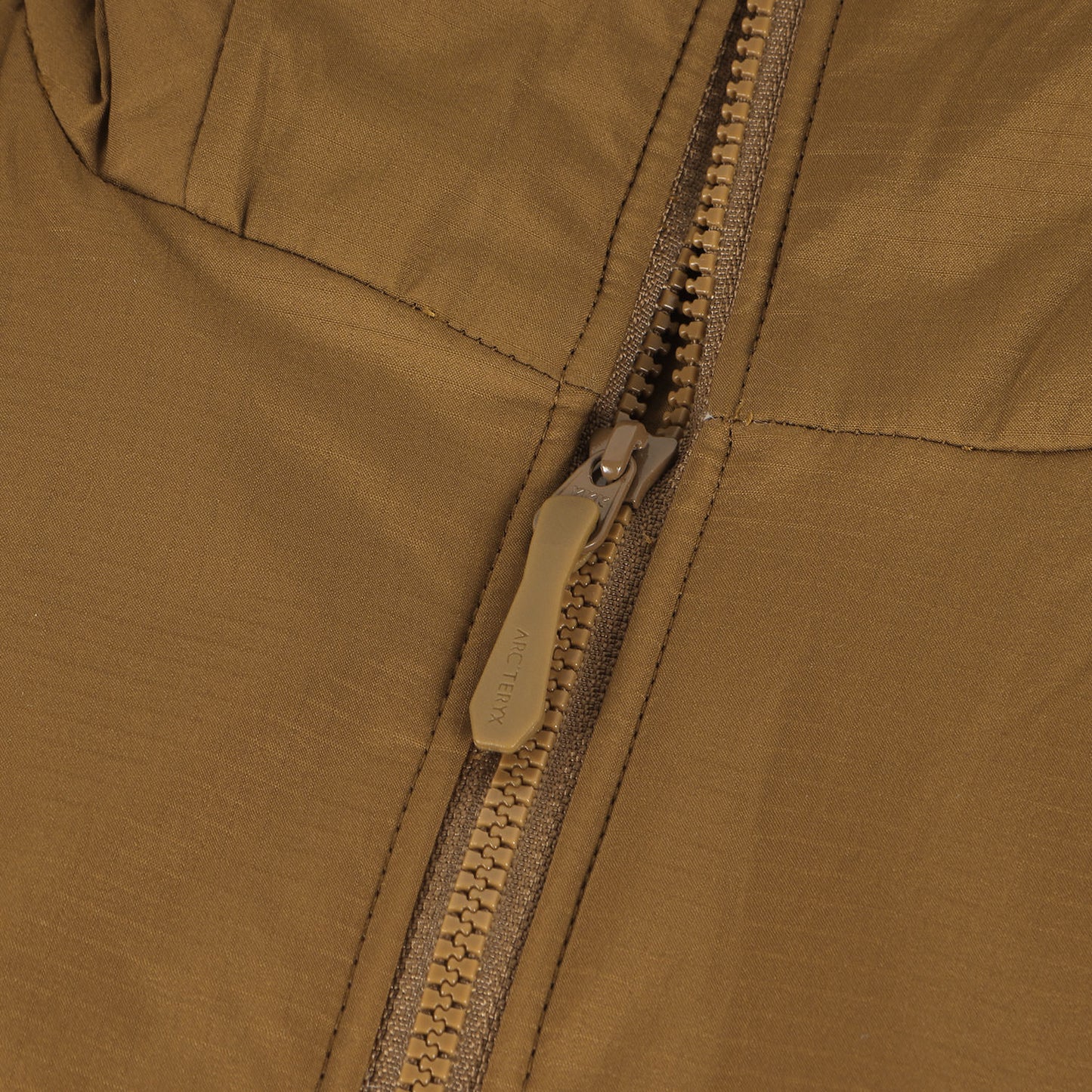 アトム AR フーディジャケット (Atom AR Hoody) 2022年製