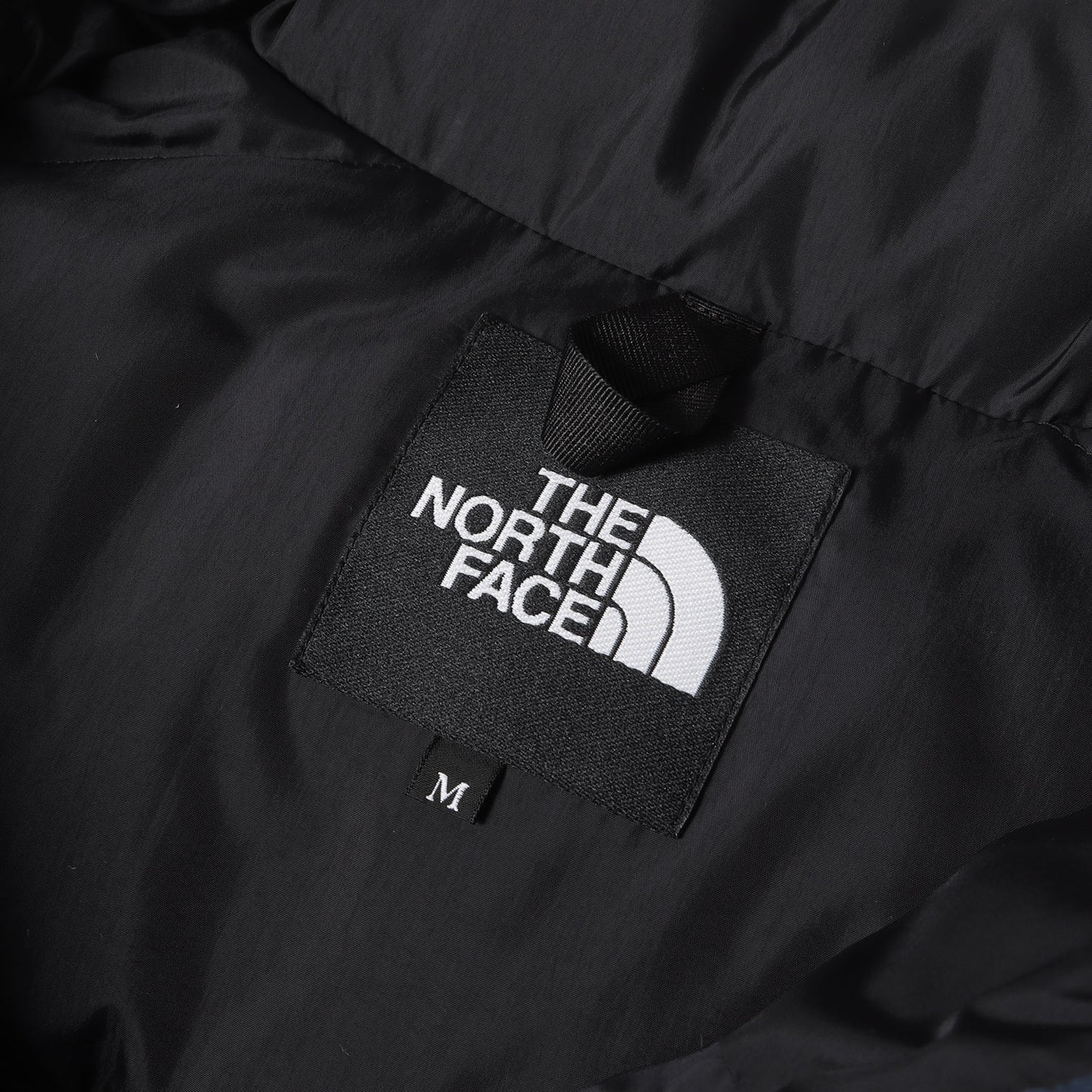 ヌプシ ダウンジャケット (Nuptse Jacket)
