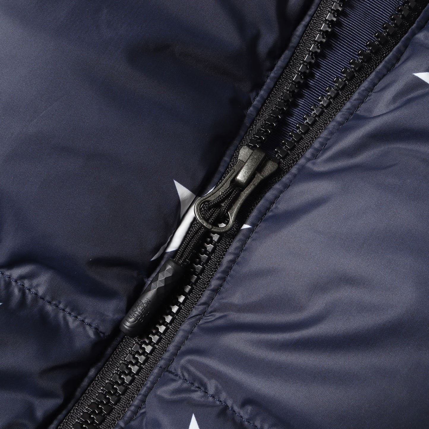 US企画 スター柄 ヌプシ ダウンジャケット (Nuptse Jacket)