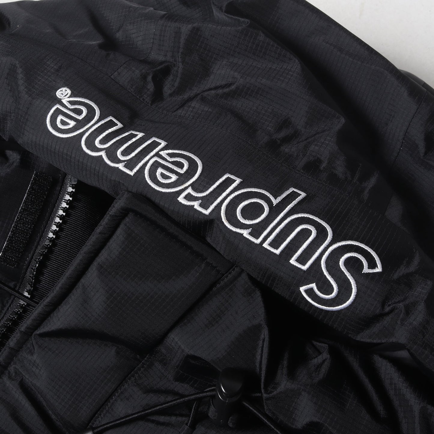 ゴアテックス 700フィルパワー ダウンパーカー / ジャケット(GORE-TEX 700-Fill Down Parka)