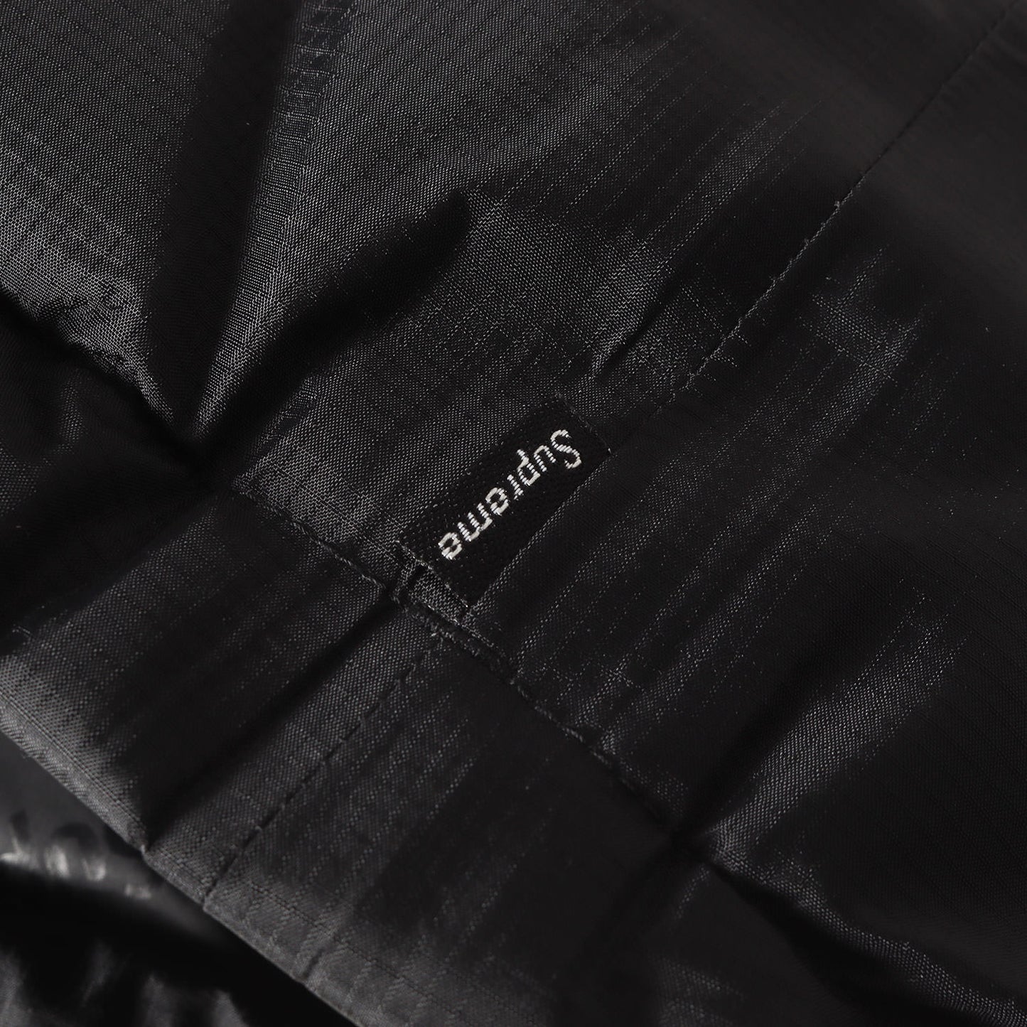 ゴアテックス 700フィルパワー ダウンパーカー / ジャケット(GORE-TEX 700-Fill Down Parka)