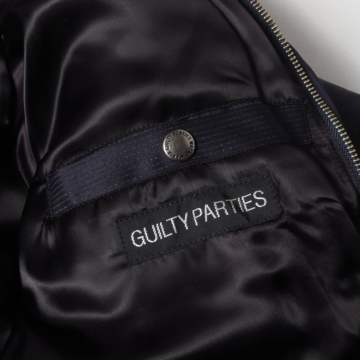 ×DORMEUIL ラメストライプ ウール ダウンジャケット