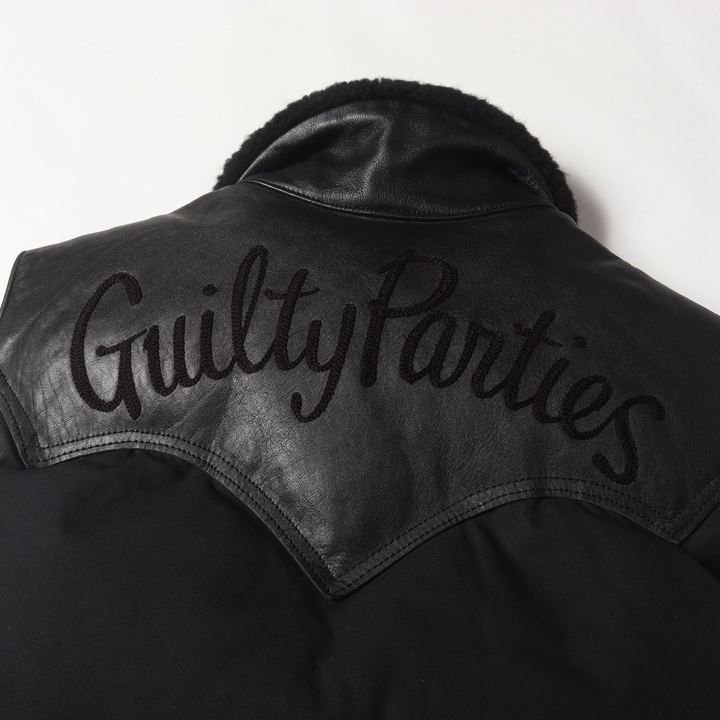 ×Rocky Mountain Featherbed 襟ボア レザーヨーク ダウンベスト