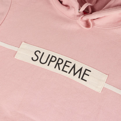 ロゴテープ付き スウェットパーカー(Chest Twill Tape Hooded Sweatshirt)