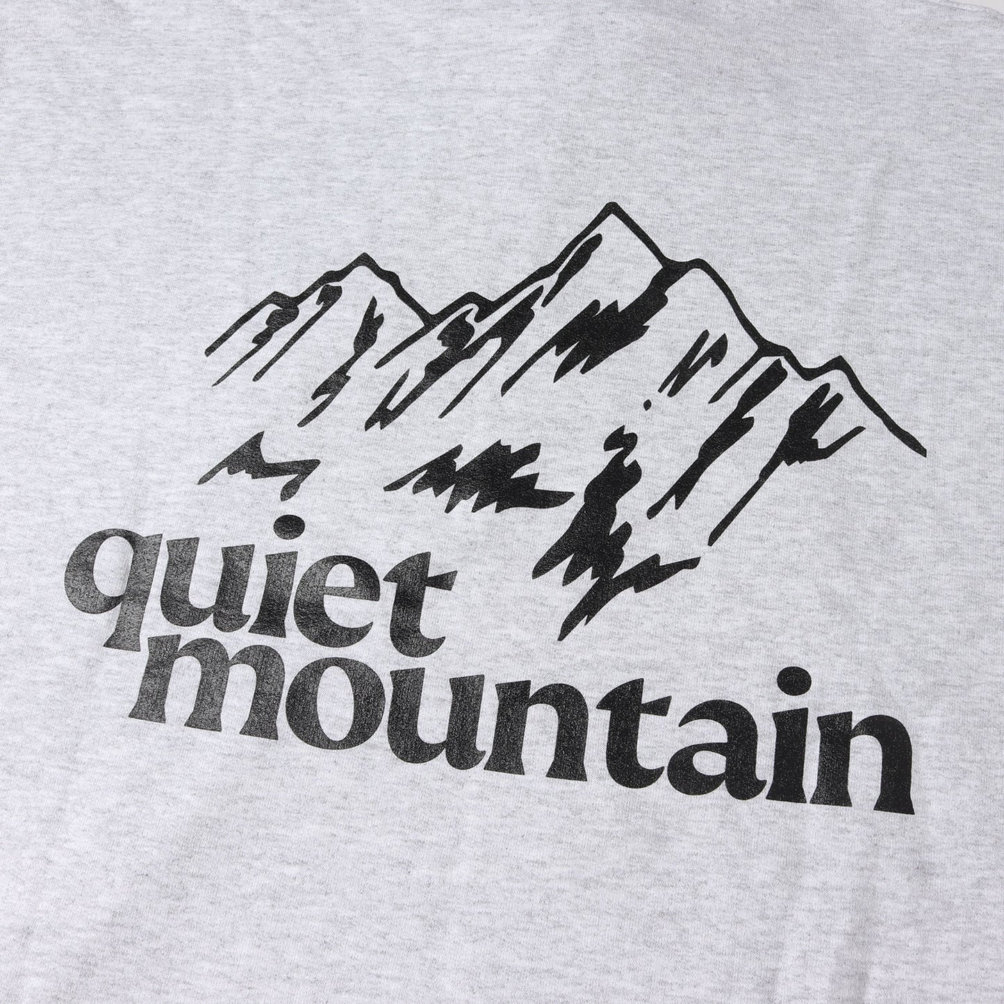 ×quiet mountain ブランドロゴ スウェットパーカー