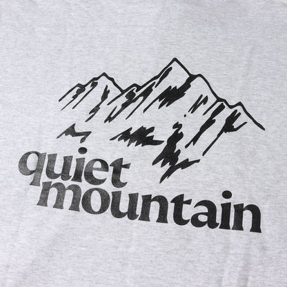 ×quiet mountain ブランドロゴ スウェットパーカー
