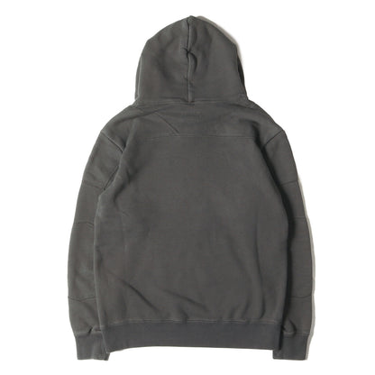 パッド付き スウェットパーカー(PADDED HOODIE)