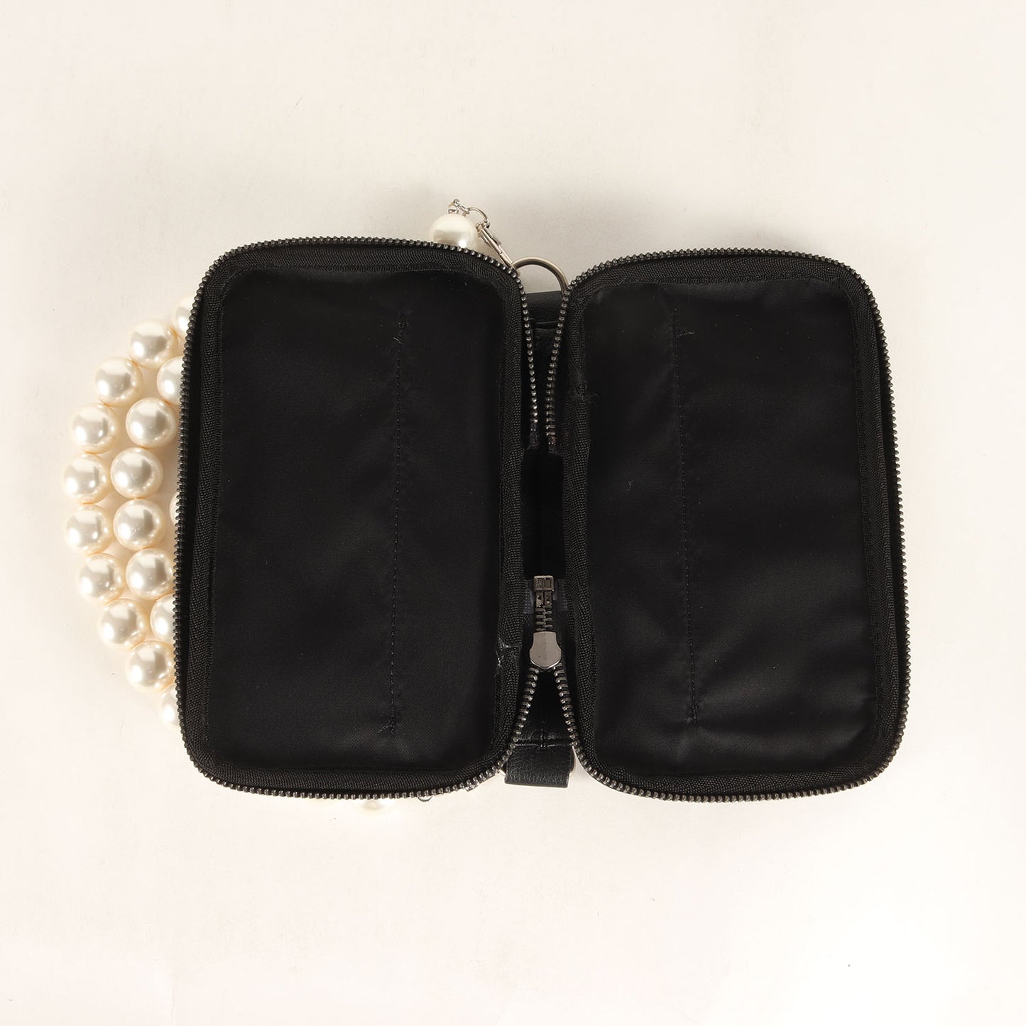 パールチェーン フェイクレザー ショルダーバッグ(pearl chain bag/20MM)