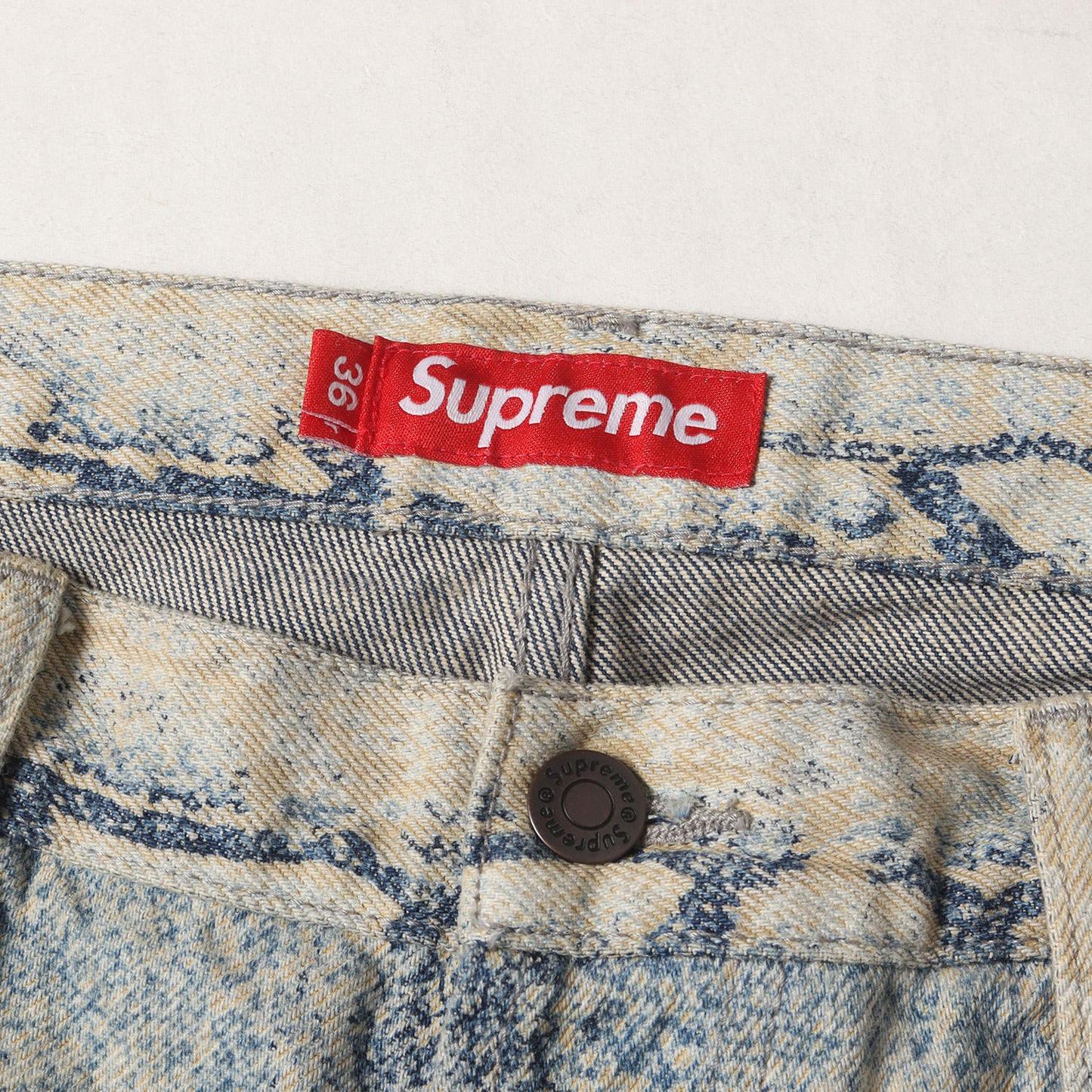 24AW スネークプリント デニムパンツ(Regular Jean)