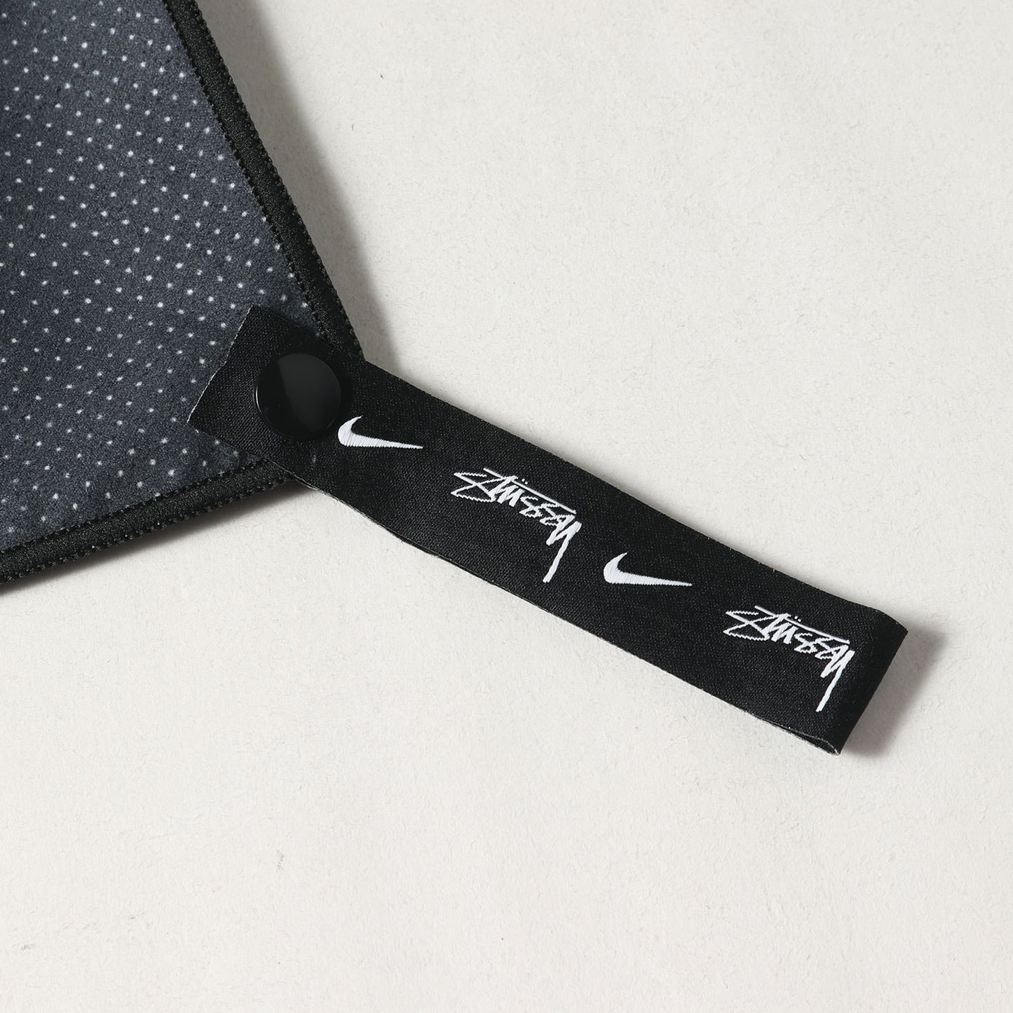 24SS ×NIKE テック 大判タオル(U NRG Towel)