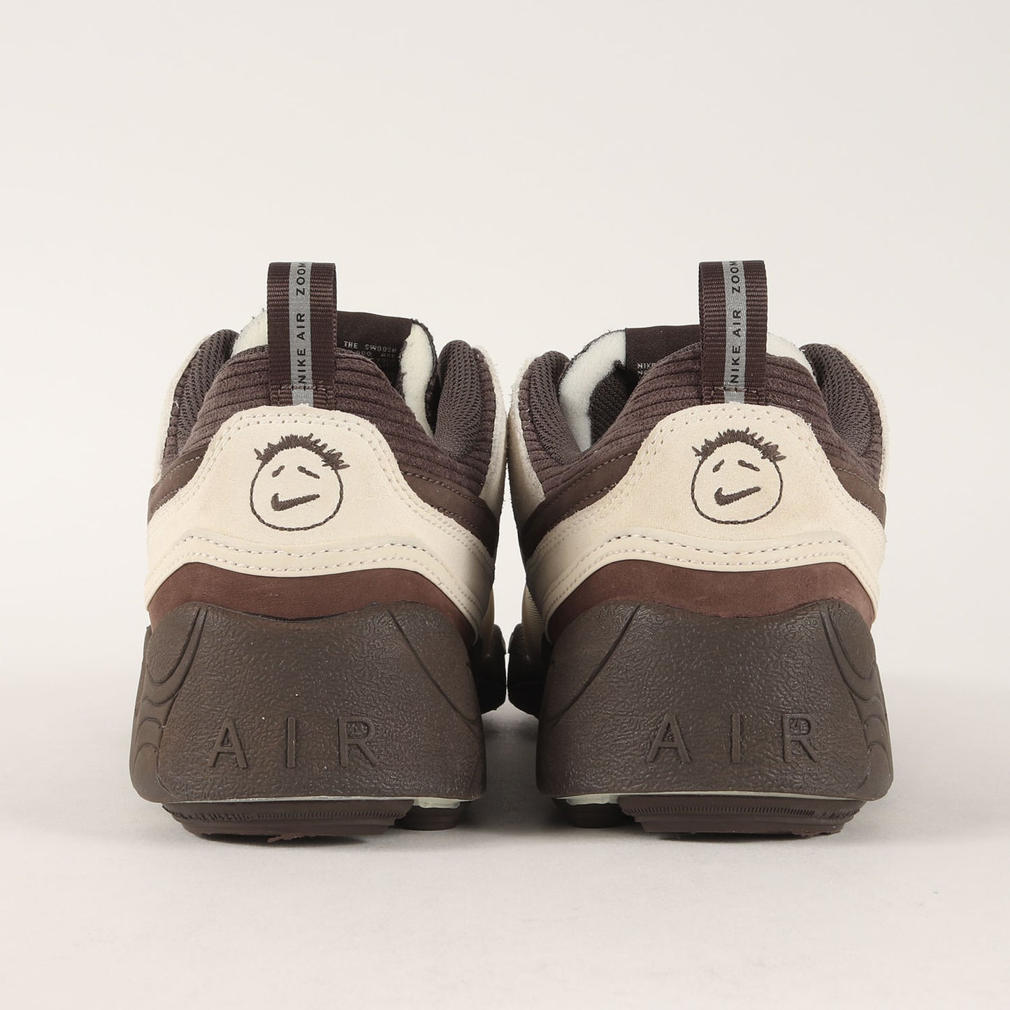 ×Travis Scott ZOOM FIELD JAXX LECHE BLUE (HQ3072-400)