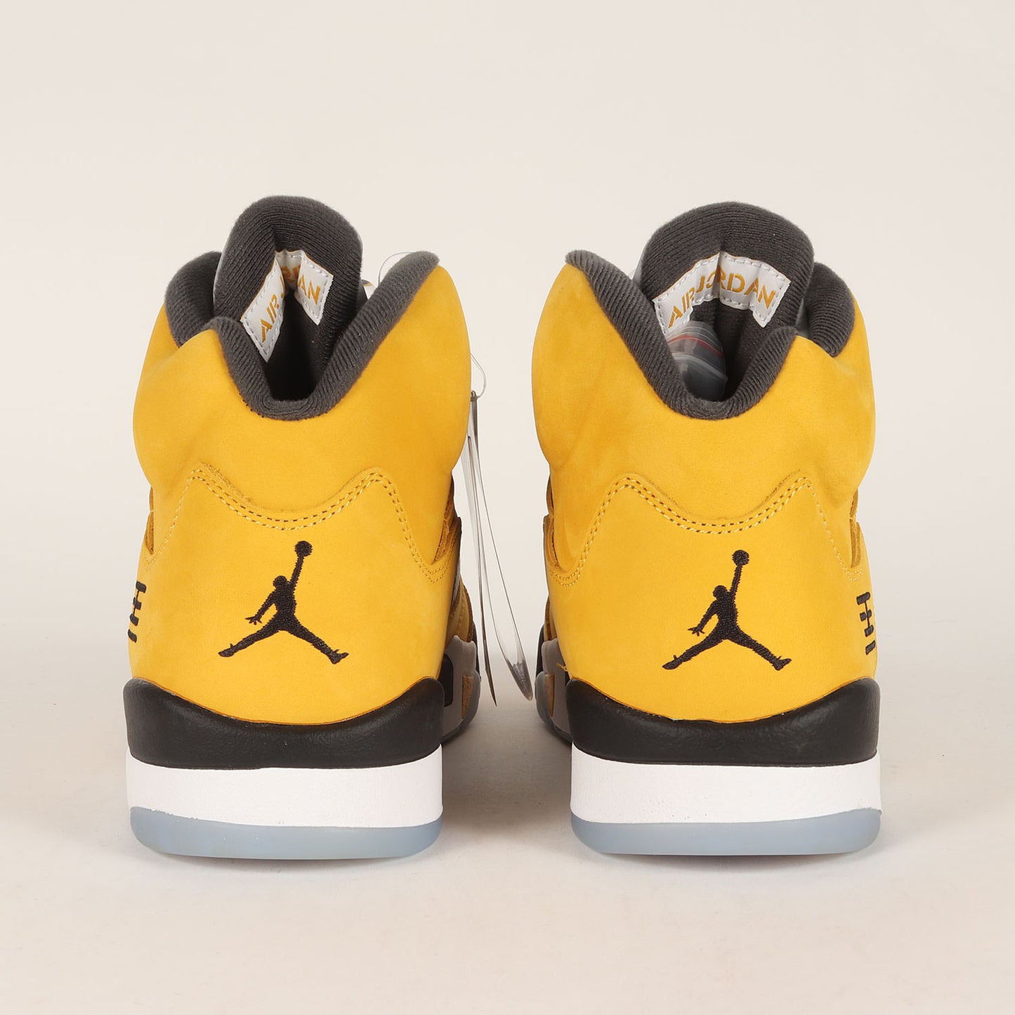 AIR JORDAN 5 RETRO T23 / 2025 (IO3372-700)