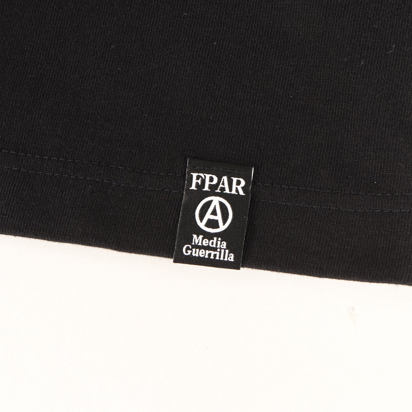メッセージロゴ クルーネック Tシャツ