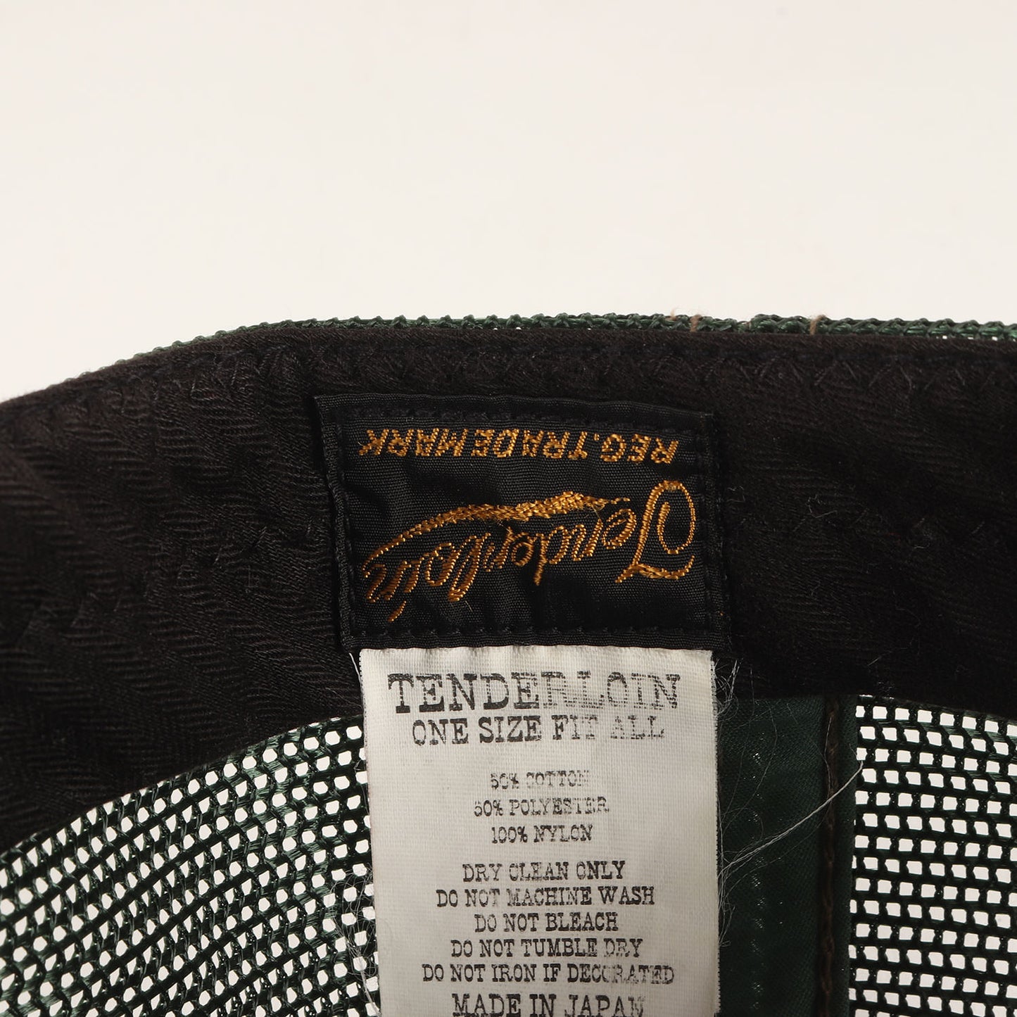 ワッペン付き トラッカー メッシュキャップ(T-TRUCKER CAP MESH T/C)