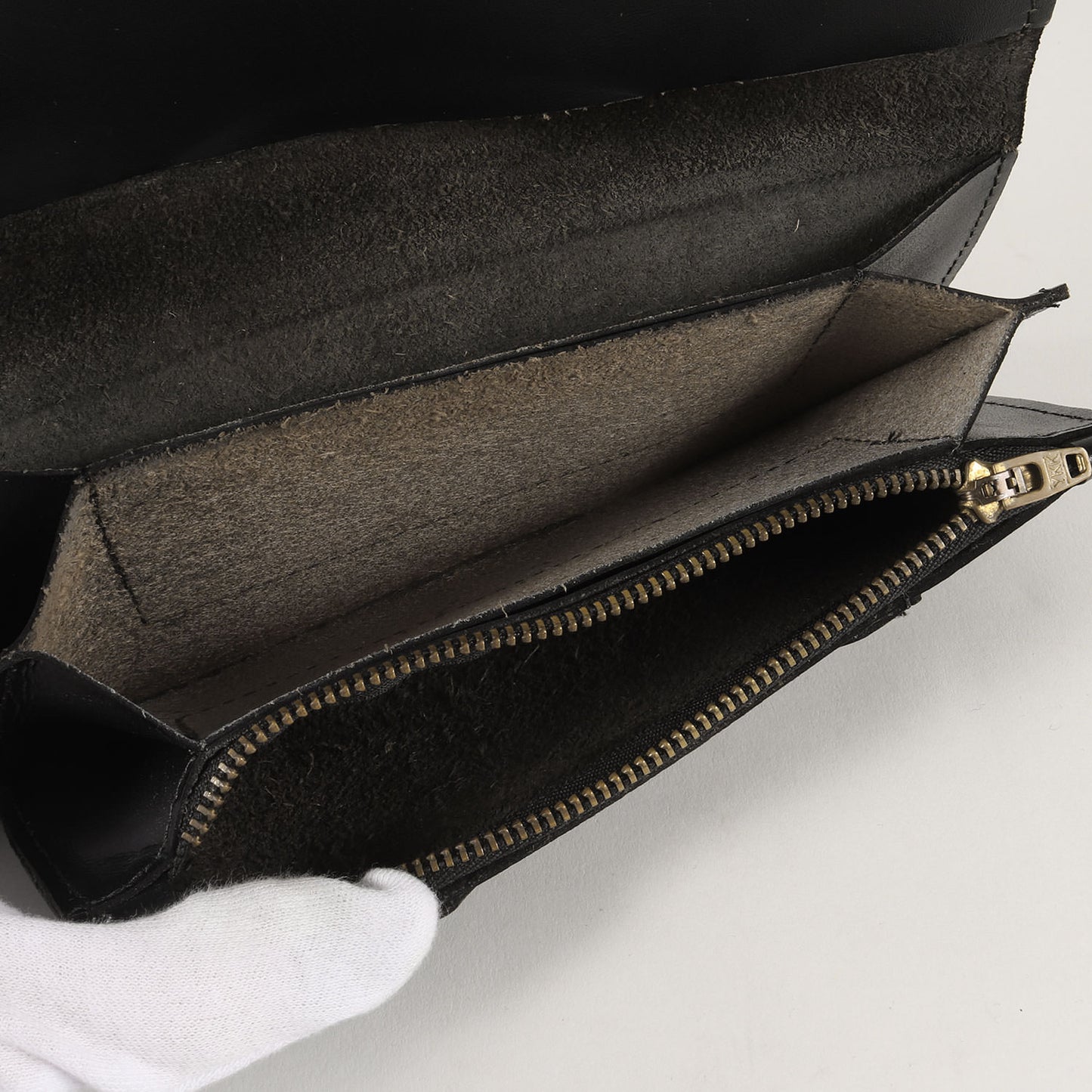 ウォレットチェーン付き レザー トラッカーウォレット / 長財布(HS LEATHER WALLET)