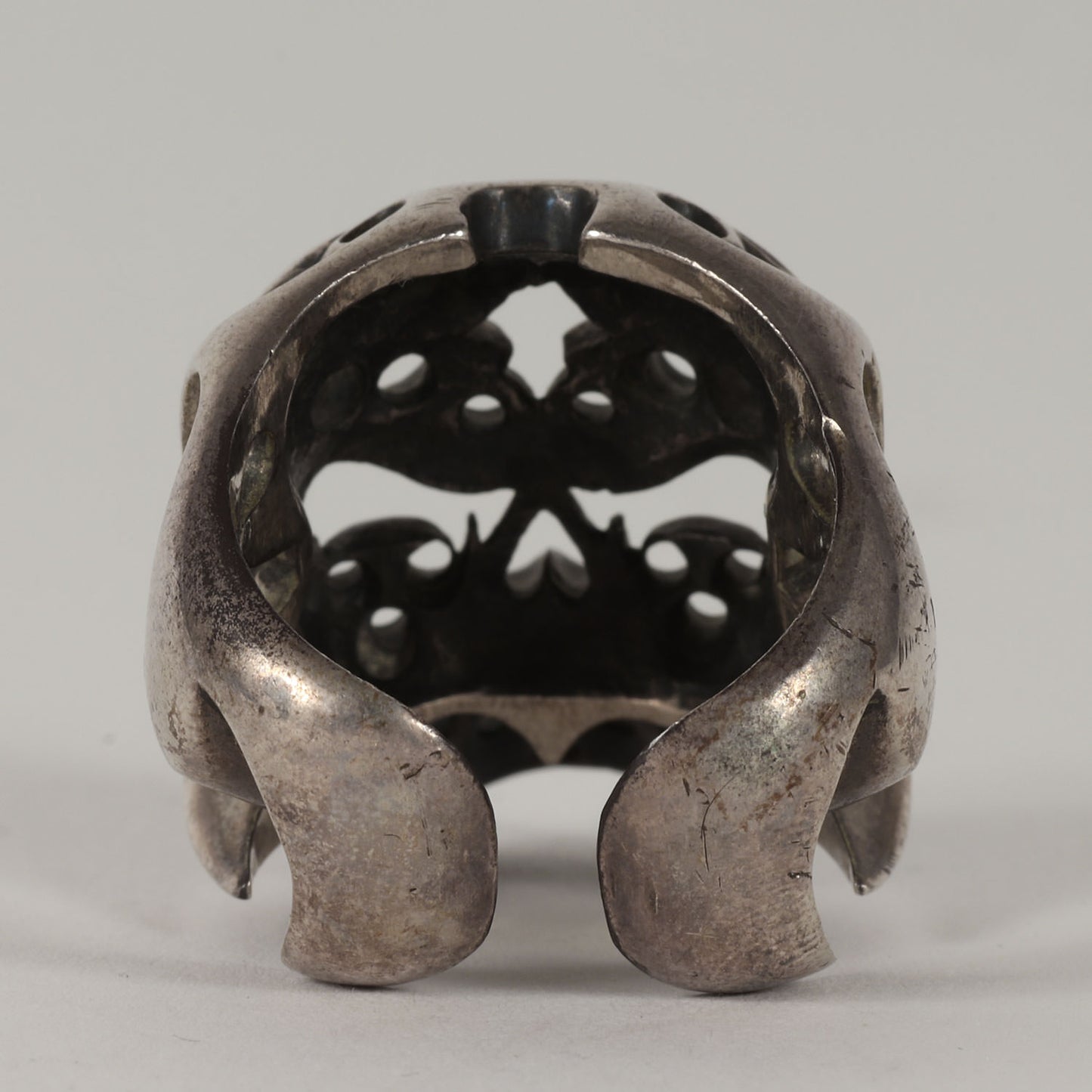 ボルネオスカル リング(BORNEO SKULL RING)