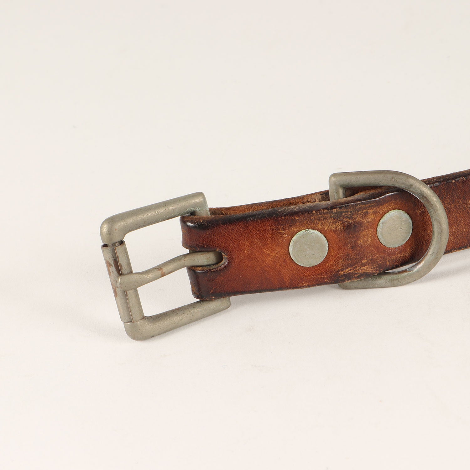 HTC Trading ナロー スタッズ Company)⁄エイチティーシー BELT ベルト