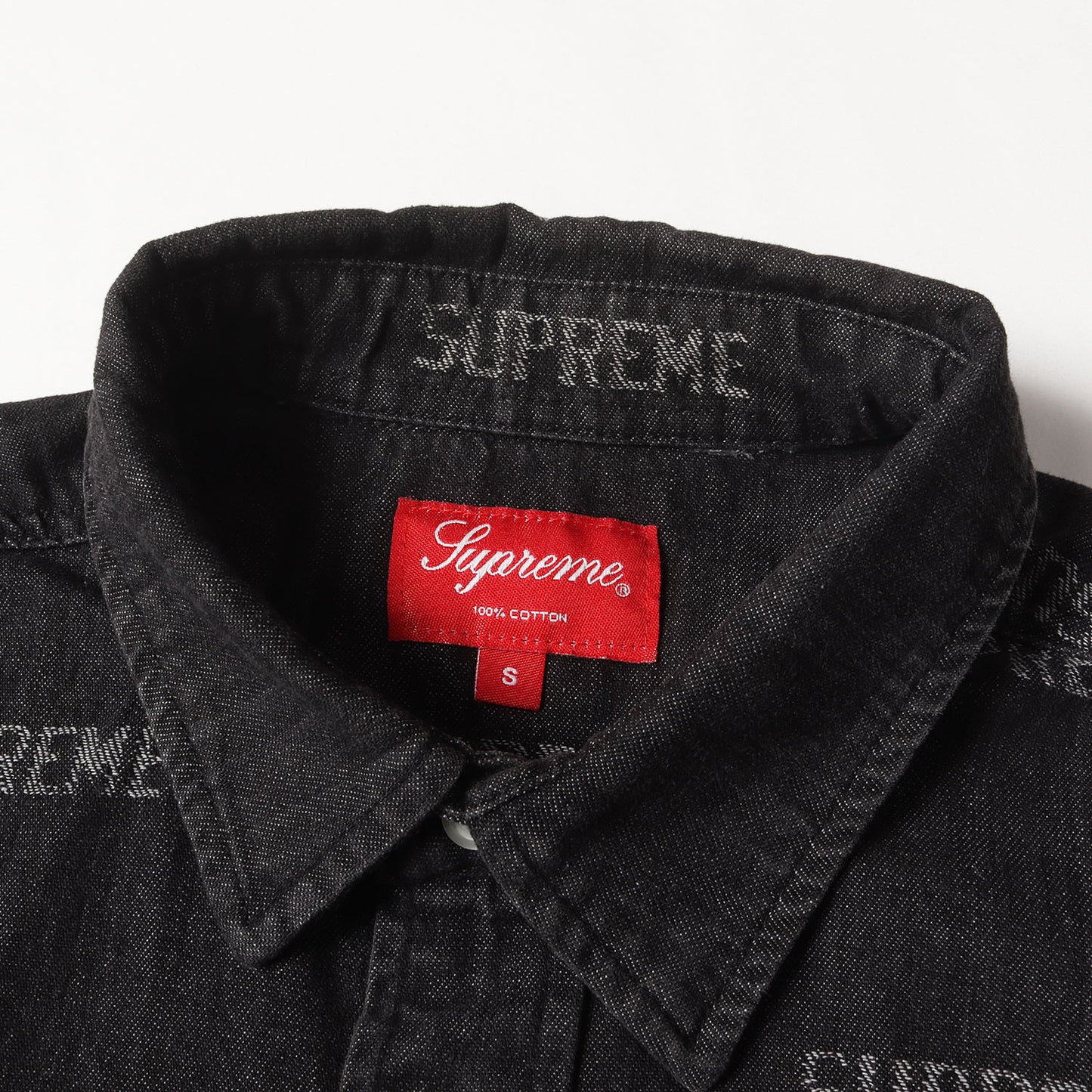 ジャガードロゴ柄 デニムシャツ(Logo Denim Shirt)