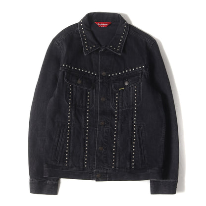 スタッズ付き デニム トラッカージャケット(Studded Denim Trucker Jacket)