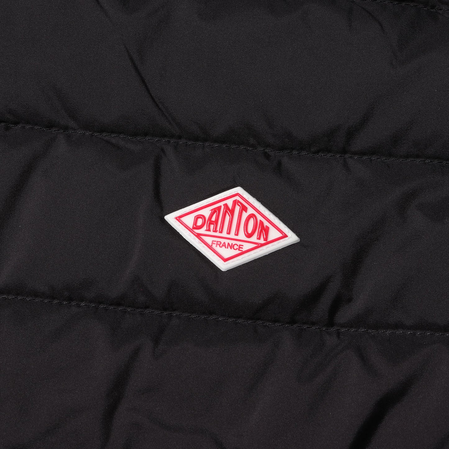 ライトウェイト ナイロン フーデッド ダウンジャケット (HOODIE LIGHT DOWN JACKET)