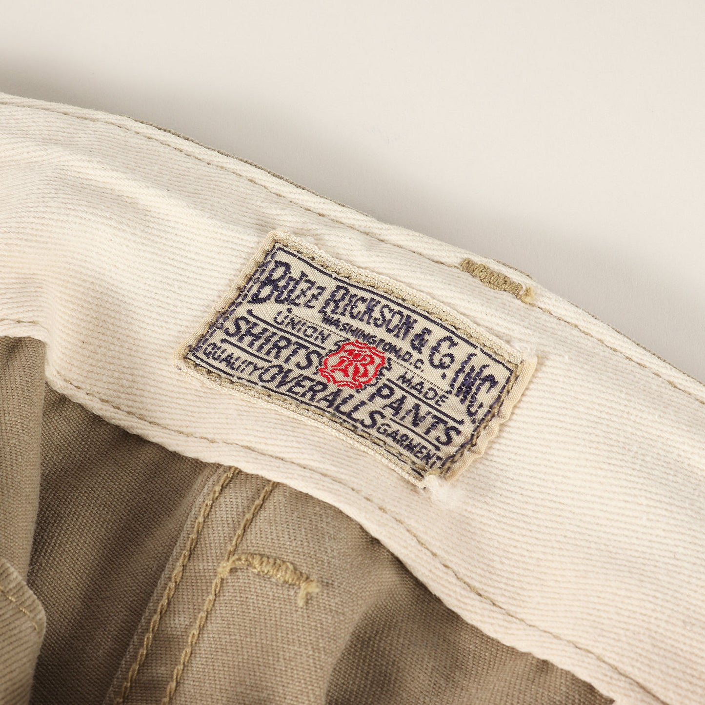 現行モデル ミリタリー チノパンツ(ORIGINAL SPEC. CHINOS)