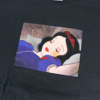 24AW ×Disney 白雪姫 クルーネック Tシャツ(Snow White Tee)