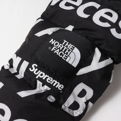×THE NORTH FACE メッセージロゴ ヌプシ ダウンジャケット(Nuptse Jacket)