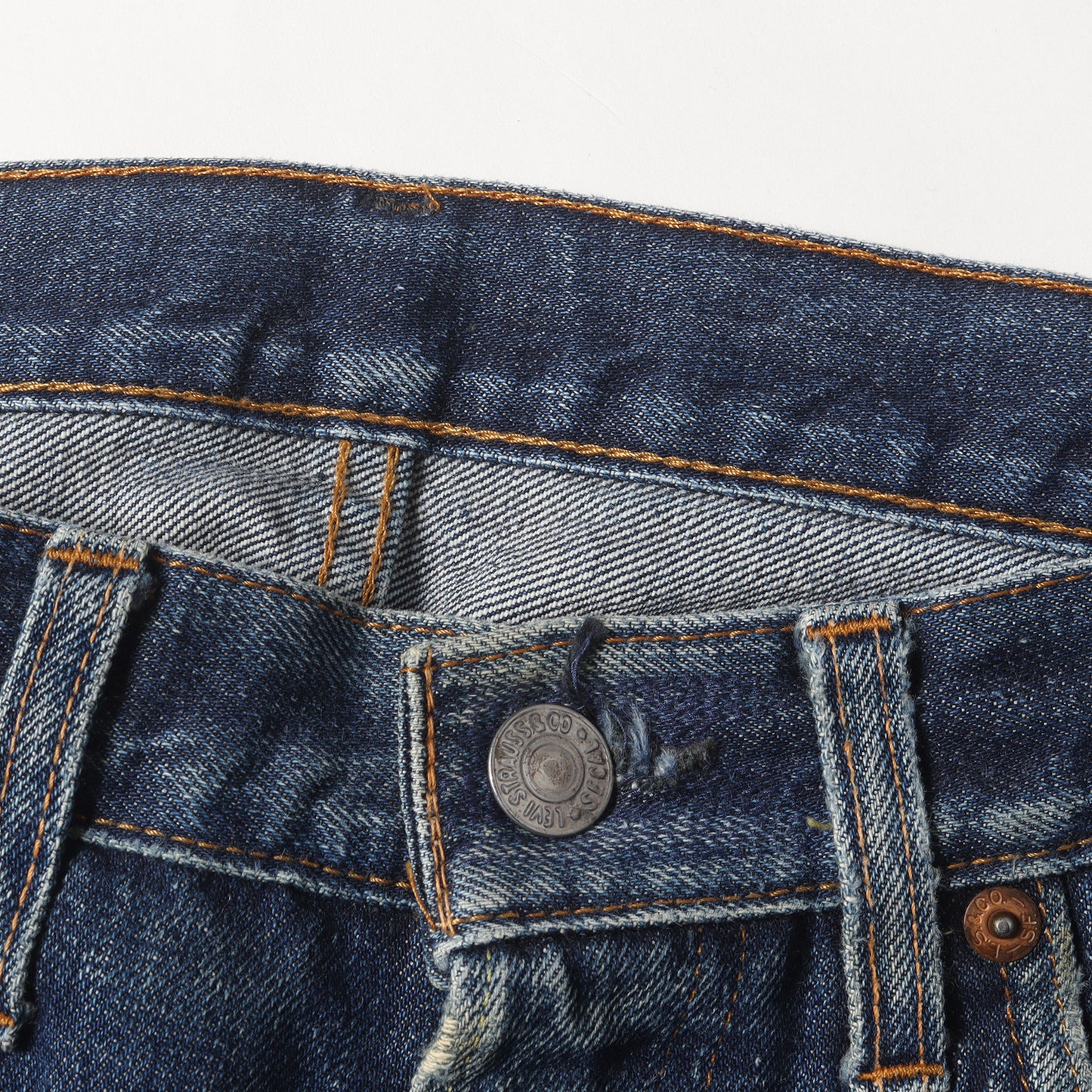 [雰囲気抜群 ヒゲあり] 60s 501 Big E デニムパンツ / USA製 ボタン裏刻印2