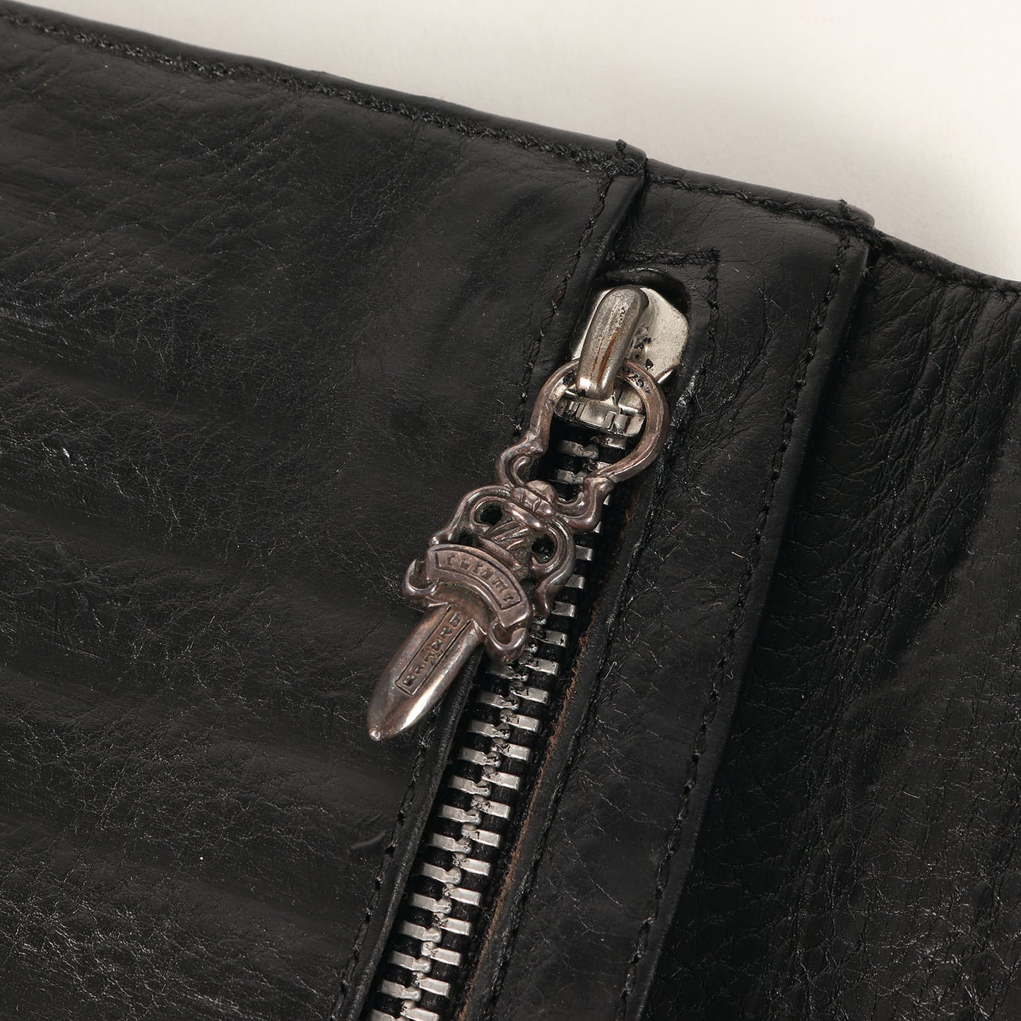 クロスボタン ウェーブ ヘビーレザー ロングウォレット / 長財布(WAVE WALLET CROSS BUTTON)