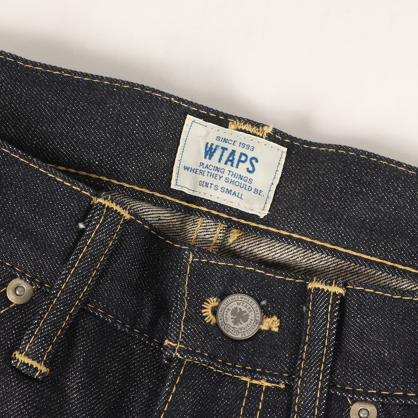 ストレート リジッド デニムパンツ(BLUES RAW)