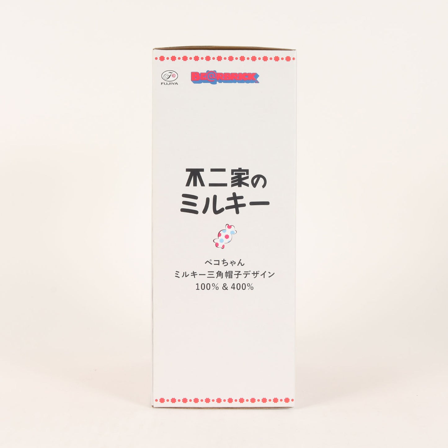 2022年モデル ペコちゃん 不二家のミルキー 三角帽子デザイン BE@RBRICK 100% & 400%